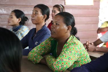 woman received a training 